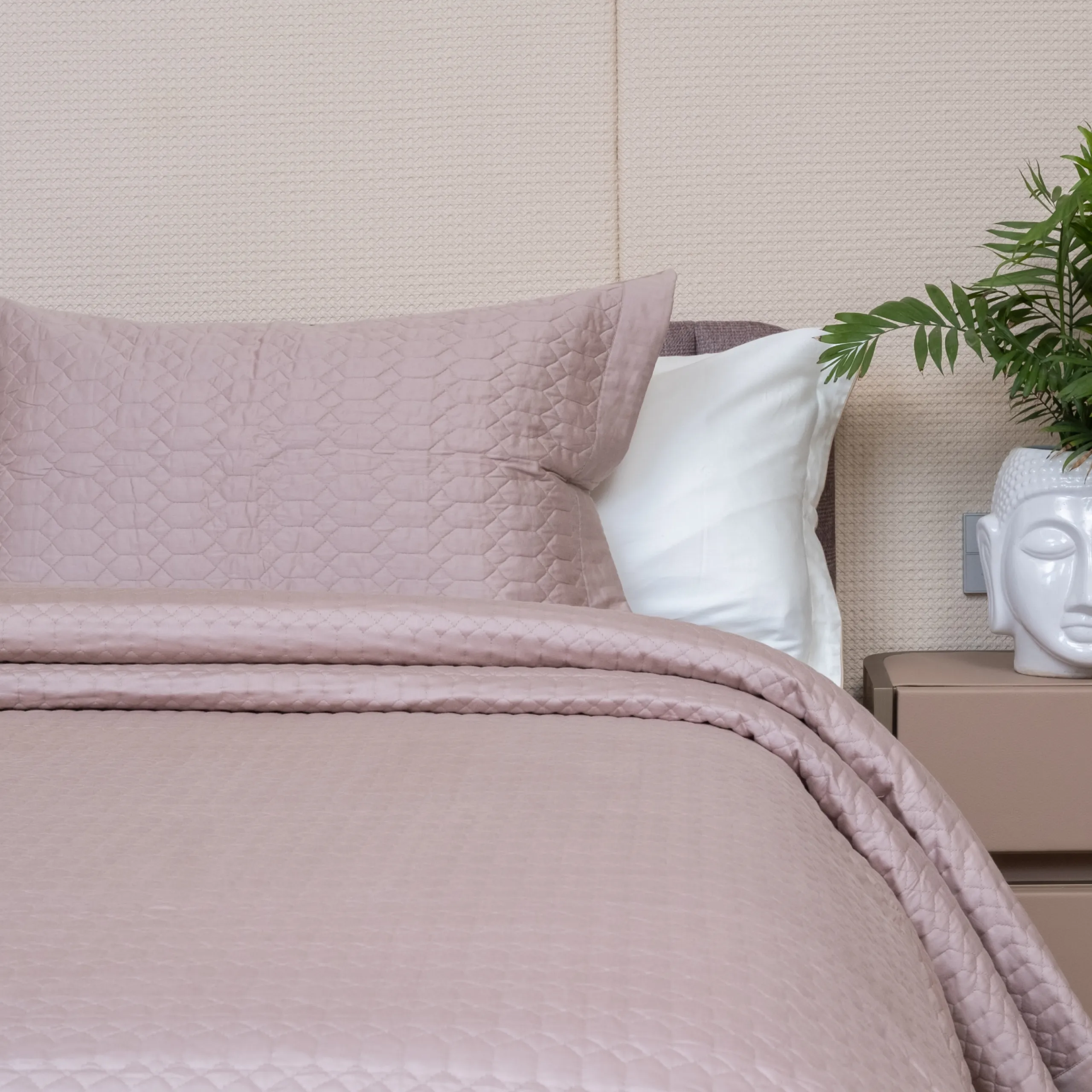 Hexella Quilted Bedspread (Set of 4)